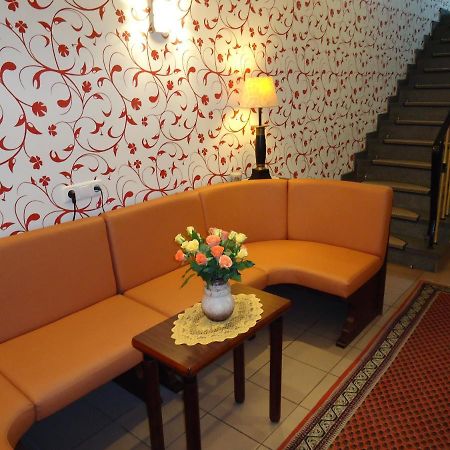 Hotel Minerva Garni Dusseldorf Luaran gambar